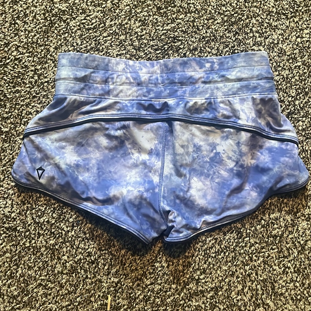 Ivivva by Lululemon Reversible Shorts